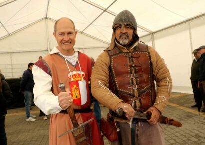 La historia y tradiciones de Pareja brillan en la IX Edición de la Feria Medieval