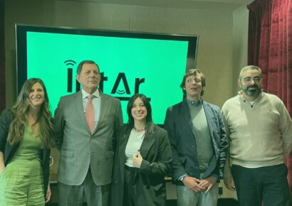 Intar Radio, pioneros en la radiodifusión generada por Inteligencia Artificial