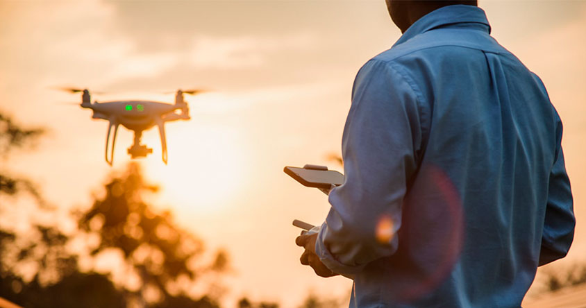 Desafiando los limites Un viaje educativo en el mundo de los drones