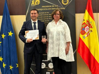 La aceleradora de franquicias Alfa F recibe el premio a la ‘Empresa que ha aportado innovación al mundo de la franquicia’