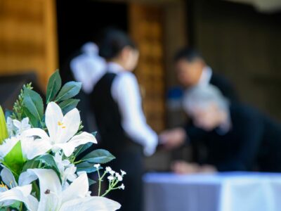 Trabajar en el sector funerario: situación actual según Interfunerarias