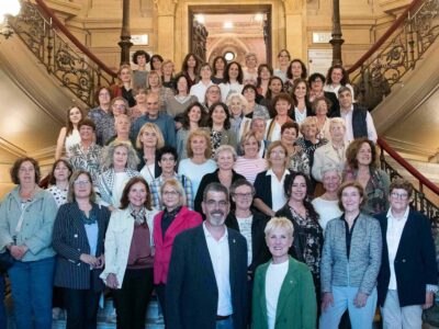 Homenaje a enfermeras de Gipuzkoa y reivindicación del rol esencial de la profesión en el acto del COEGI con motivo del Día Internacional