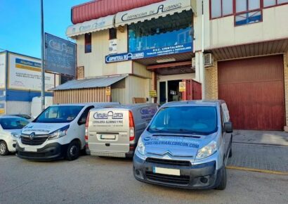 Cristalería Alcorcón expande su negocio de ventanas de aluminio y PVC a Málaga