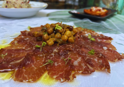 El restaurante Laurea, ejemplo de sostenibilidad, se asocia con Abrasador el Día Mundial del Medio Ambiente