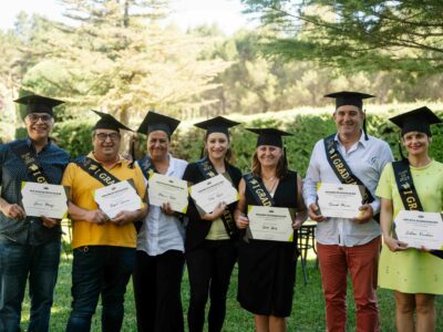 Triplete femenino en el podio de la final del IV Concurso Nacional de Camareros y Metres