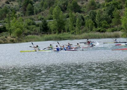 104 palistas de 7 comunidades autónomas y 17 clubes, en la III Regata de Pareja de Piragüismo