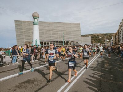 Gonzalo Navarrete, cardiólogo de Policlínica Gipuzkoa: «El 60-80% de las paradas cardiorrespiratorias en jóvenes ocurren durante la práctica deportiva»