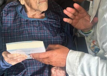 Teodora la más longeva de España desvela sus secretos en la ‘Guía para vivir sano 120 años’ del Dr.de la Peña