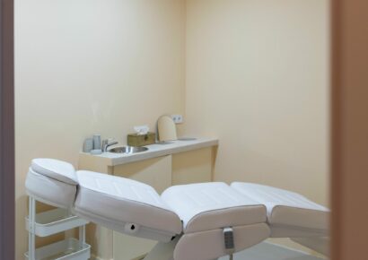 Holaglow firma un acuerdo con Vithas para la realización de cirugías en entorno hospitalario