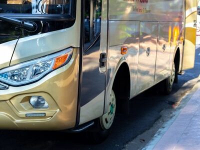 Moguer Bus lidera el sector del alquiler de autobuses en Huelva con soluciones personalizadas para grandes eventos y empresas