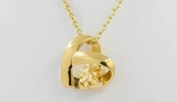 Eguzkilore presenta sus colgantes de San Valentín