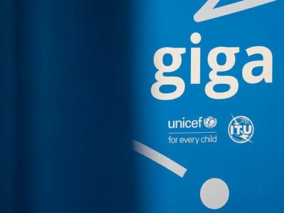 El programa Giga Accelerator presenta soluciones punteras para la conectividad escolar en el MWC’26