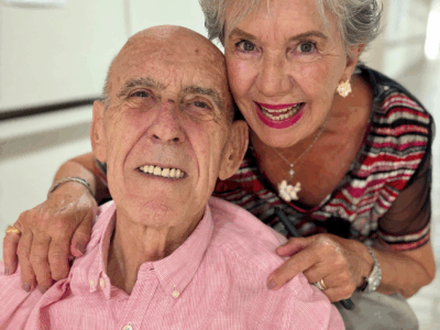 Parejas que siguen su amor en la residencia: sus consejos para una relación duradera