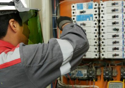 Quirón Prevención lidera la implantación del estándar AELEC ante su obligatoriedad en el sector eléctrico