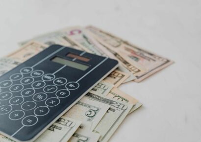 CREDITANDO analiza la educación financiera digital como base para el éxito económico de los jóvenes