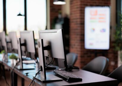 Redkom ofrece mantenimiento informático integral para empresas de la zona norte de Madrid