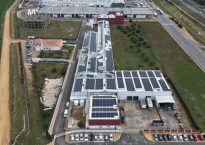 Quantica afianza su liderazgo en autoconsumo tras crecer un 54 % en ingresos y acelerar su negocio industrial en 2025