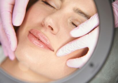 Clínica Ibiza explica qué es el lip lift o cirugía de labios, y para quién se pauta