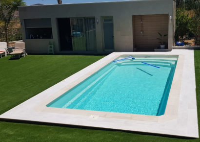 Poliéster Casariche lidera la vanguardia en soluciones hidráulicas con sus nuevas piscinas de alta resistencia