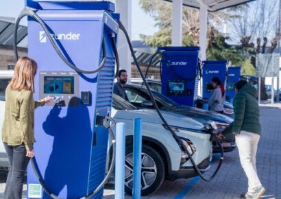 El 71% de usuarios usará su vehículo eléctrico en Semana Santa ante el incremento del combustible