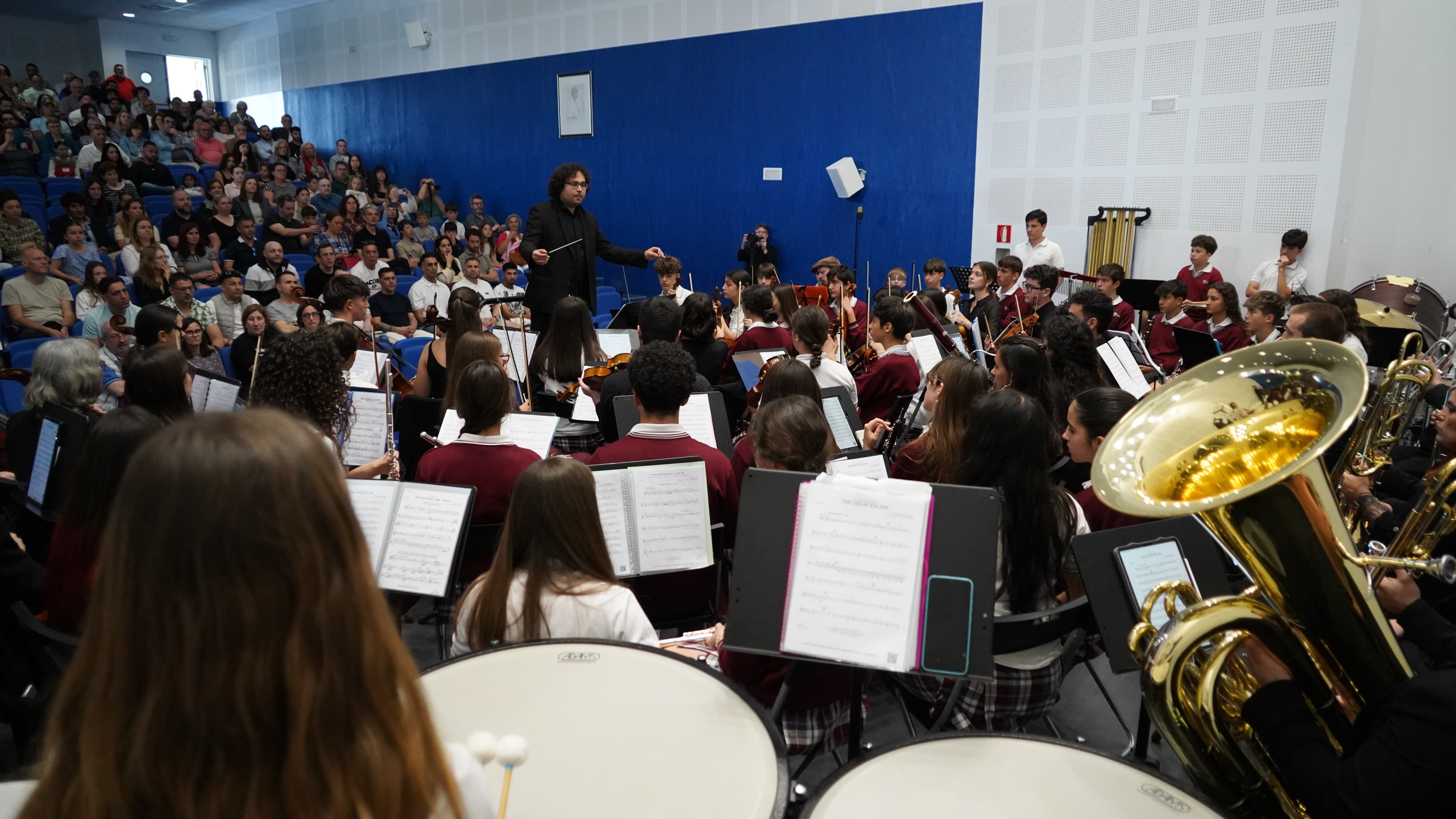 La Joven Orquesta Juan Pablo II inaugura el Proyecto Dimas con un concierto en Parla