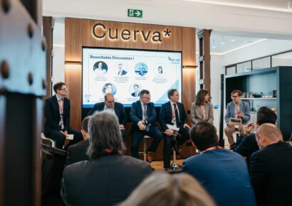 Cuerva reúne en Granada un llamamiento europeo para acelerar las redes eléctricas del futuro