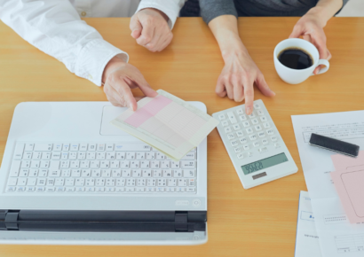 GLOBALFINANZ a través de Piensin alerta de los errores legales y financieros en parejas en España