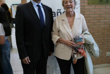 La escritora Soledad Puértolas recibe el Premio Cultura GSD 2026