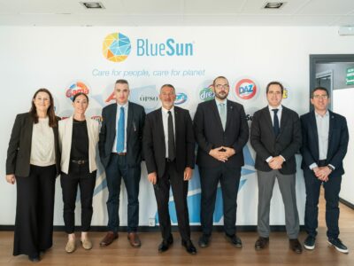 Bluesun avanza en su crecimiento industrial con una nueva línea de producción