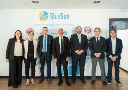 Bluesun avanza en su crecimiento industrial con una nueva línea de producción