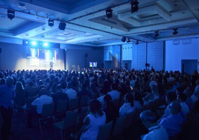 Salerm Cosmetics reúne a más de 600 profesionales internacionales en una espectacular gala de tendencias