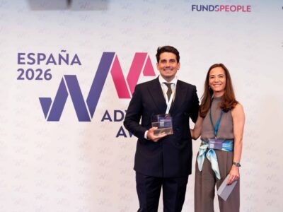 El oscense Eduardo Estallo, premiado como mejor agente de banca privada under-40 de España