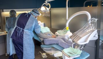 El COEC alerta de que la detección precoz puede elevar hasta el 90 % la supervivencia del cáncer oral
