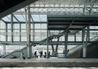 Comenza en el nuevo edificio de viajeros de la estación Santiago de Compostela-Daniel Castelao
