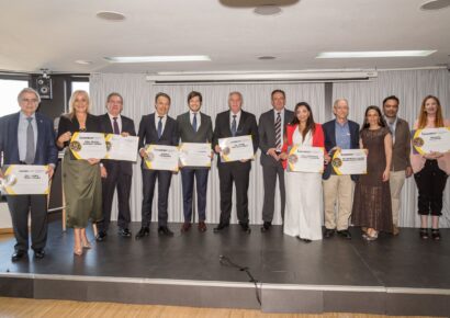 Urban Beat presenta la «Lista 15 Mejores Médicos, Científicos y Proyectos de Investigación Biomédica 2026»