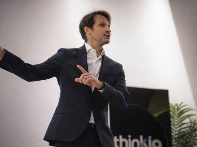 Thinkia defiende que el gran reto de la IA empresarial ya no es probar herramientas, sino hacerlas escalar