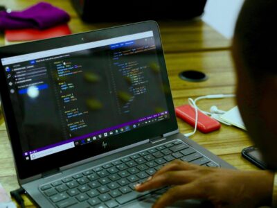 Los nuevos másteres tech ya no forman solo expertos digitales: buscan perfiles capaces de traducir tecnología en negocio