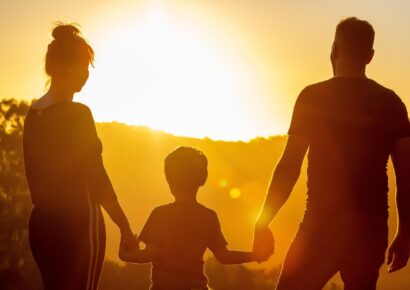 La Revolución de Loto lanza una guía gratuita sobre Constelaciones Familiares y los patrones que influyen en la vida personal