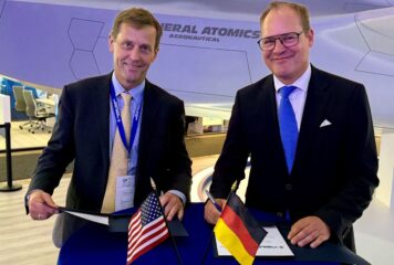 GA-ASI e INTEC Group firman un memorando de entendimiento en ILA Berlín