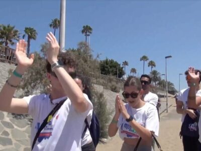 Music Meets Tourism organiza una acción de protesta en las Dunas de Maspalomas