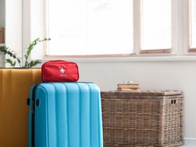 <div>«El botiquín de verano debe ajustarse a la edad del niño, a su estado de salud y al destino», explica la pediatra Karol Prada</div>