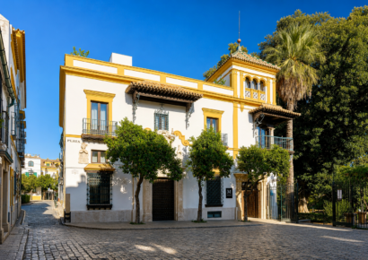 Hotel en el centro de Sevilla: disfrutar del verano desde el Barrio Santa Cruz