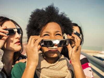 Las búsquedas internacionales al norte de España durante el eclipse solar crecen un 98% según KAYAK