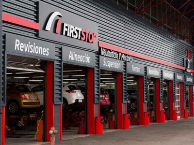 Los siete descuidos con el coche que pueden disparar el coste de las vacaciones antes de arrancar