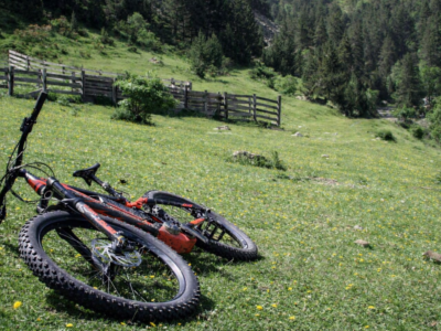 Llívia se consolida como uno de los grandes puntos de partida para descubrir la Cerdanya sobre dos ruedas