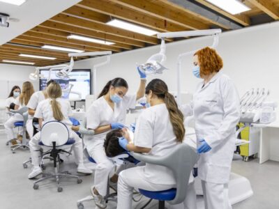 metrodora FP: la Formación Profesional sanitaria ofrece especialización y acceso a la universidad