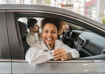 Una inteligencia artificial ya calcula el renting de coche más barato del mercado en menos de dos minutos