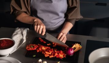 Cómo elegir un buen cuchillo: las claves de Fissler para cortar con precisión durante más tiempo