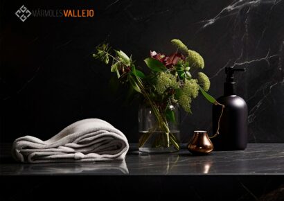 Mármoles Vallejo refuerza su presencia en Marbella, Estepona y Sotogrande, epicentro del crecimiento de la Costa del Sol
