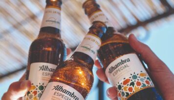 Cervezas Alhambra llena Sevilla de sorpresas este octubre en la previa al festival Jardín de las Delicias